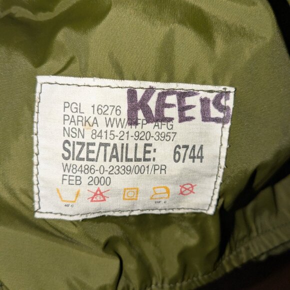 February 2000 Cold Weather Combat Parka, Short Large 67-44 - Picture 3 of 4